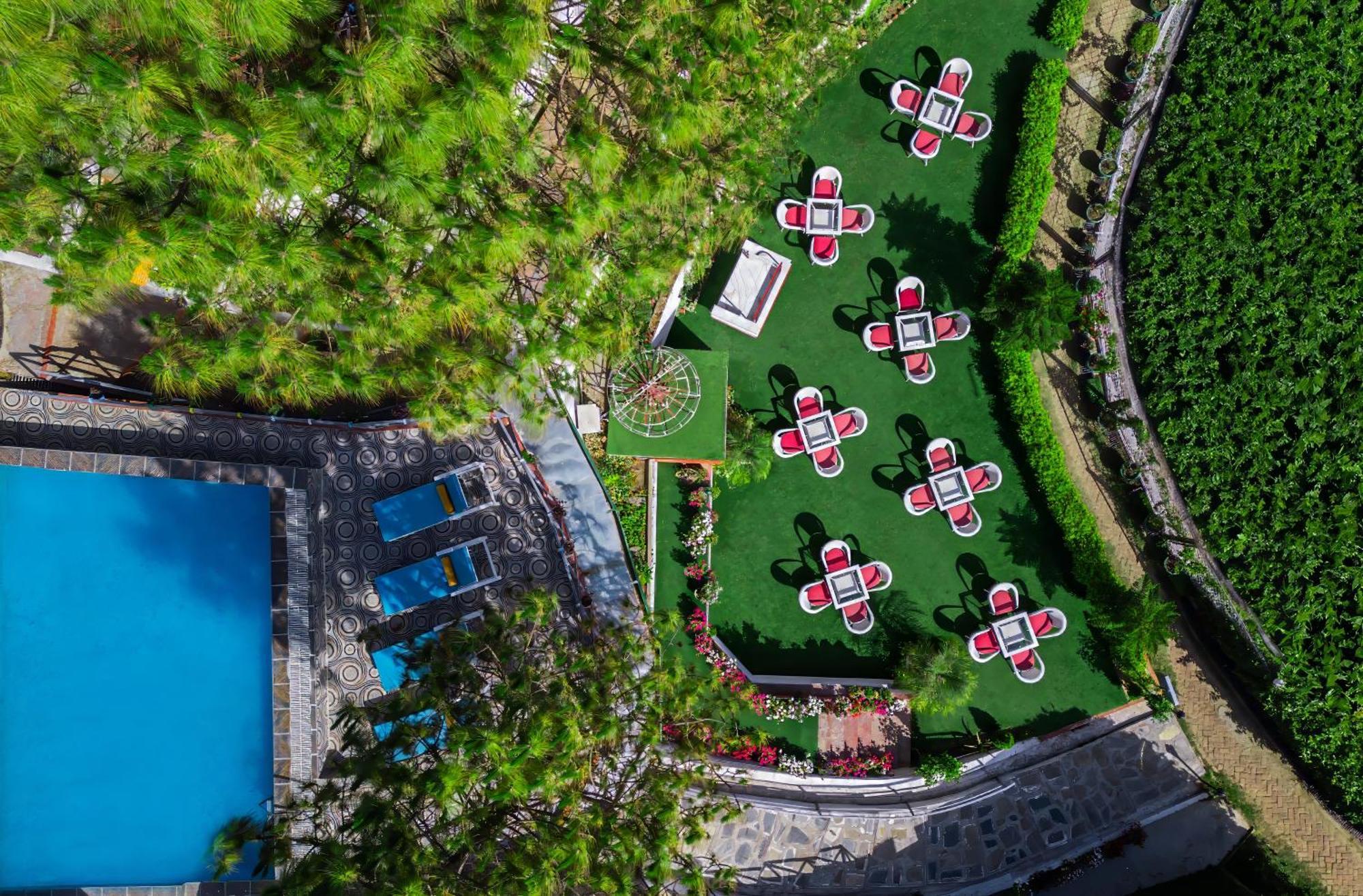Готель Zone Connect By The Park, Лансдаун Екстер'єр фото